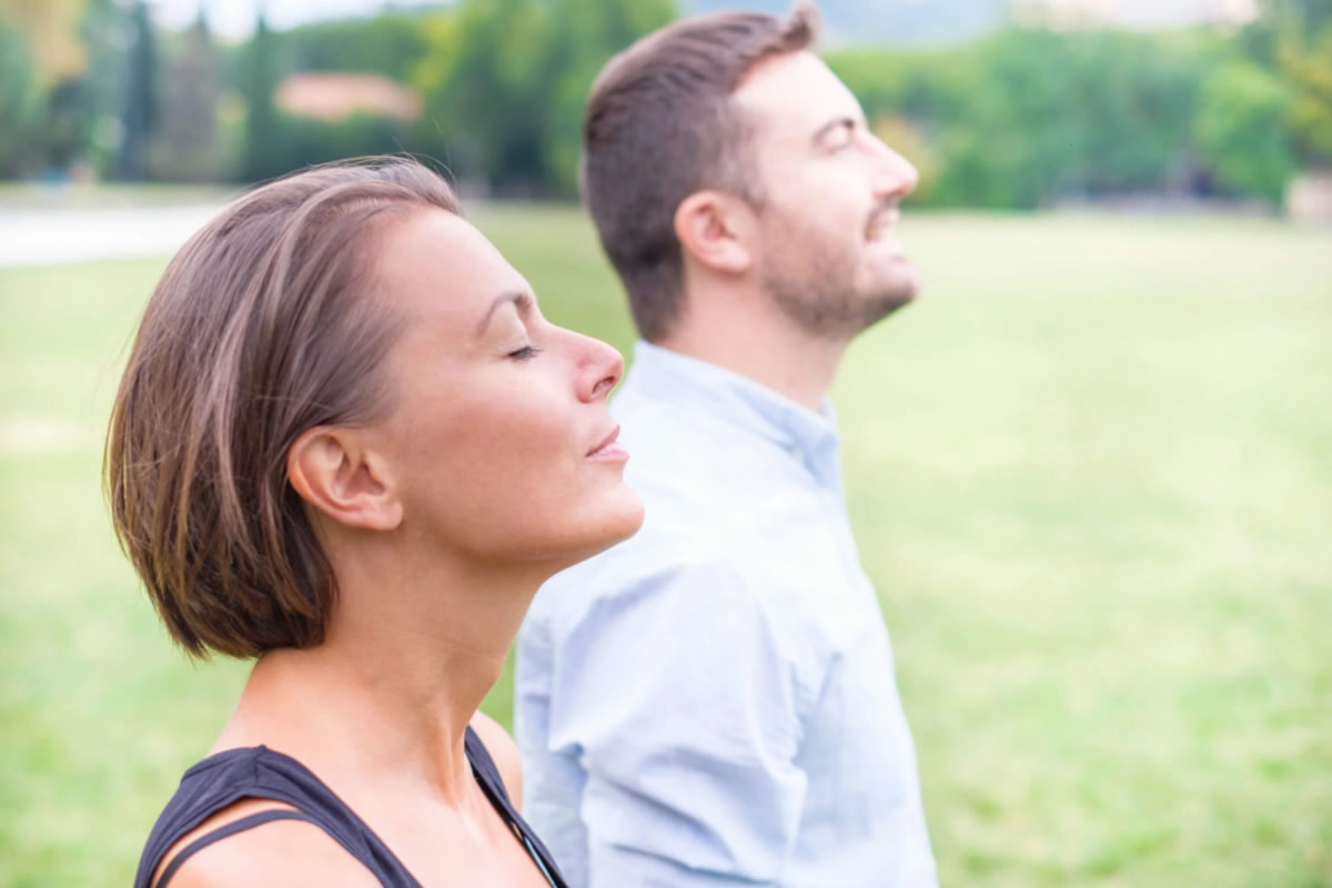 Respiración consciente en pareja